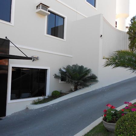פידאדה Hotel Jwf מראה חיצוני תמונה